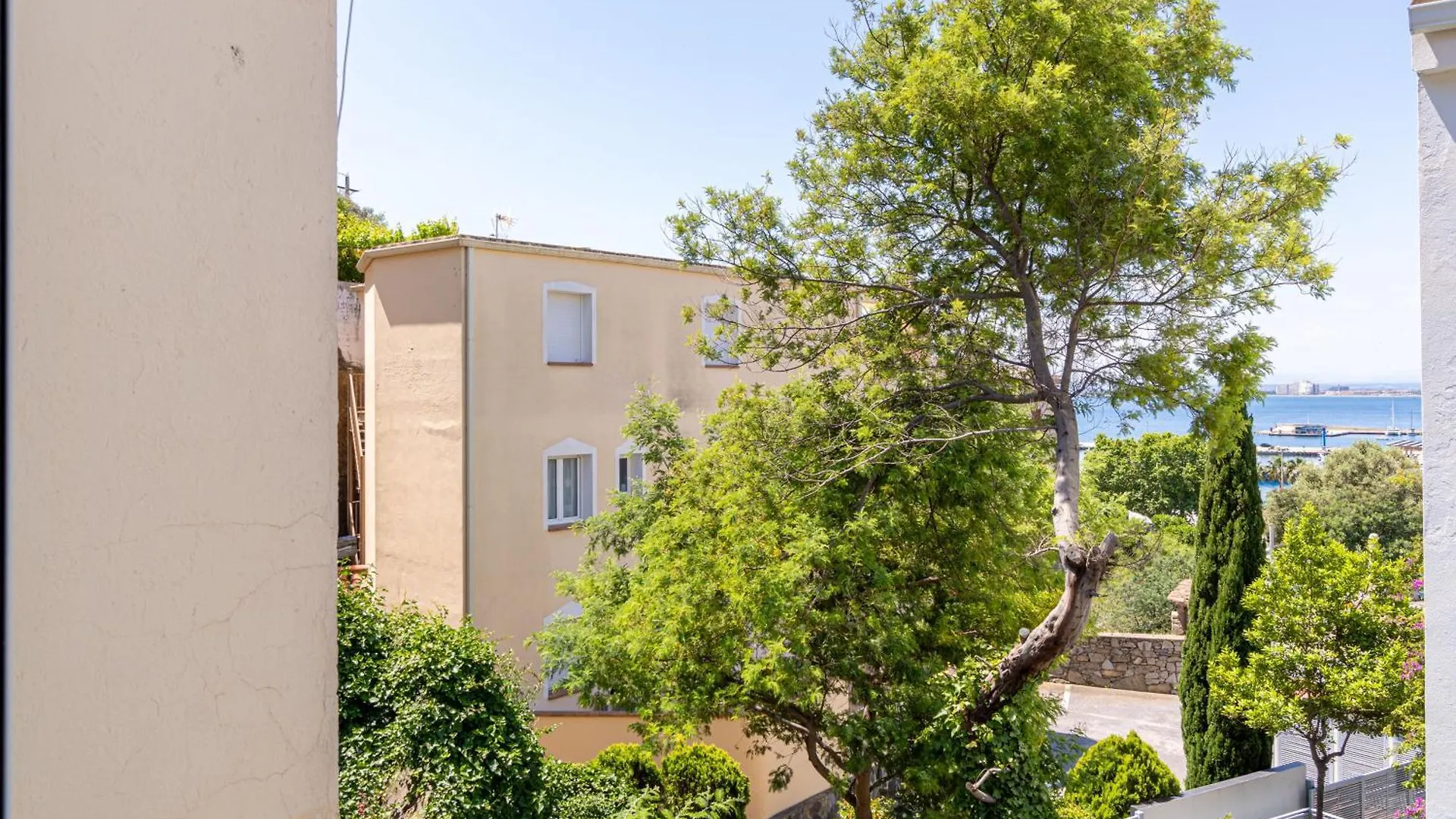 Roses-Puigrom, 5 Minutos Del Mar , Vistas Apartment